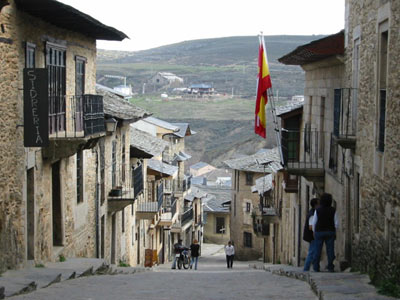Peubla de Santabria street scene